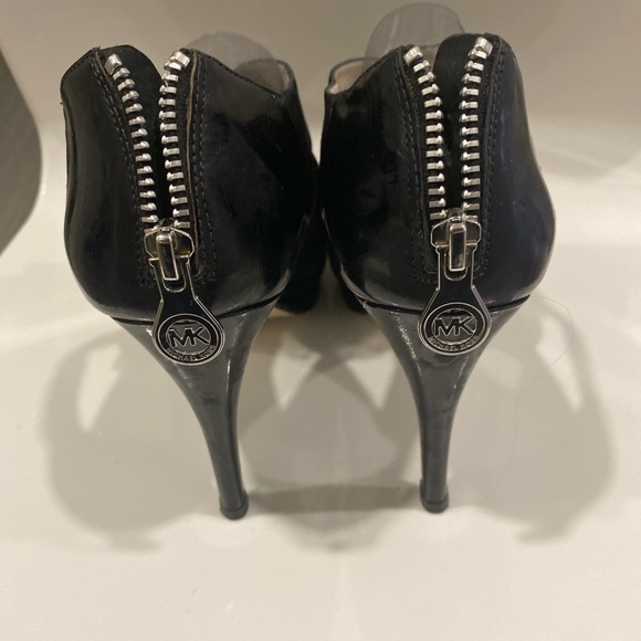 Michael Kors Elena black suede stiletto heels - Picture 8 of 8